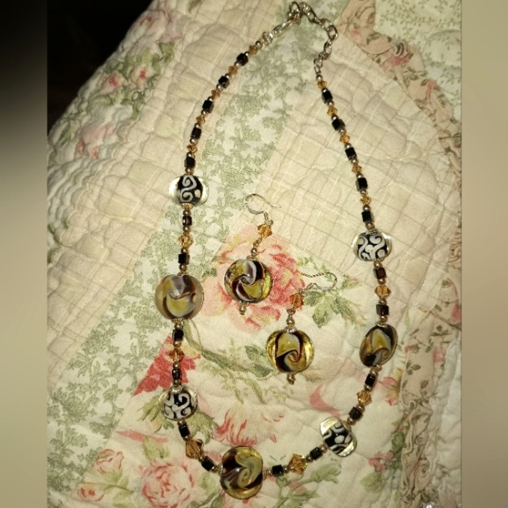 Hand Blown Glass Bead Vintage Necklace Italy